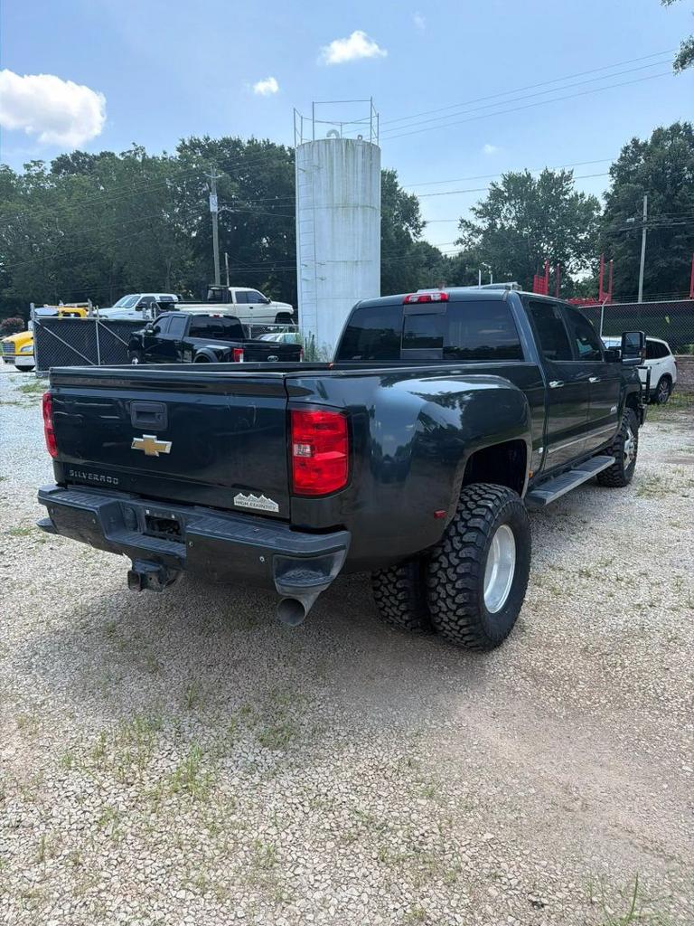 2018 Chevrolet Silverado - $28,900