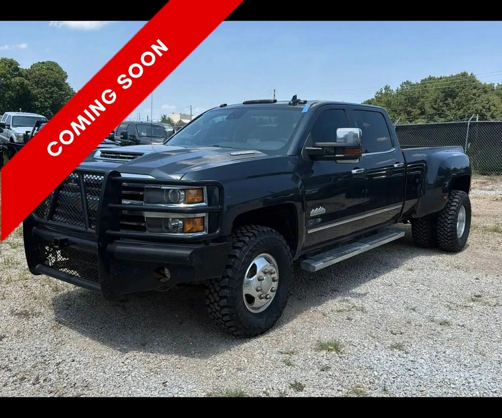 2018 Chevrolet Silverado - $28,900