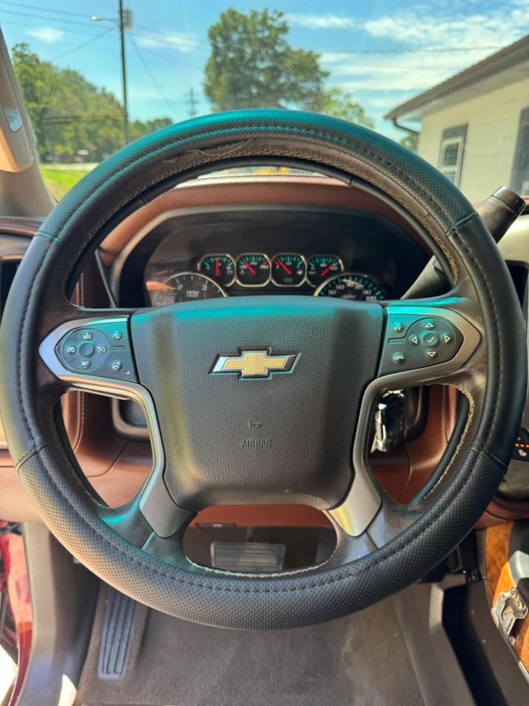 2016 Chevrolet Silverado - $27,900