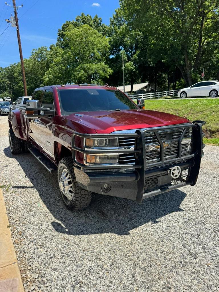 2016 Chevrolet Silverado - $27,900