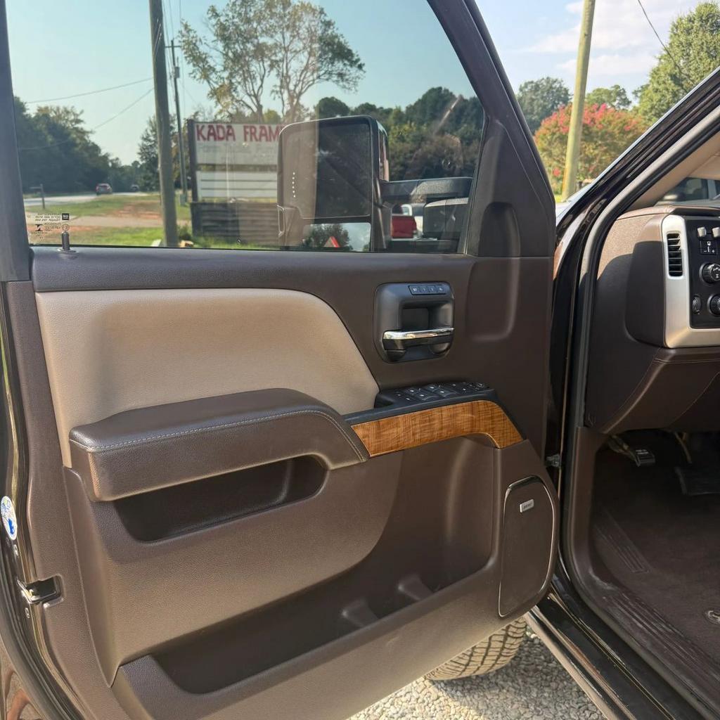 2019 GMC Sierra Hd - $28,900