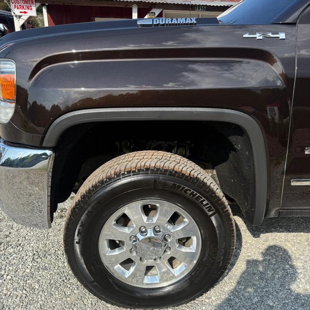 2019 GMC Sierra Hd - $28,900
