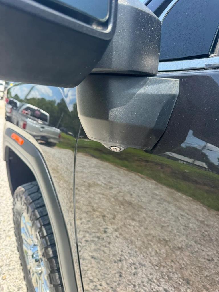 2020 GMC Sierra 2500 HD Crew Cab - $44,400