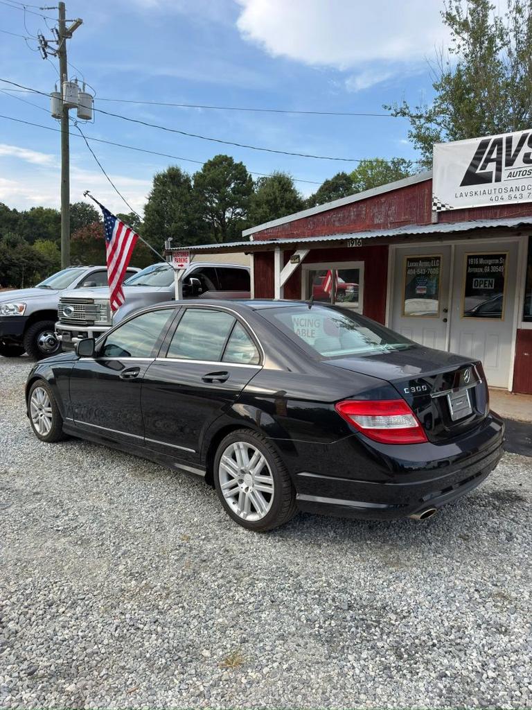 2009 Mercedes-Benz C-Class - $8,900