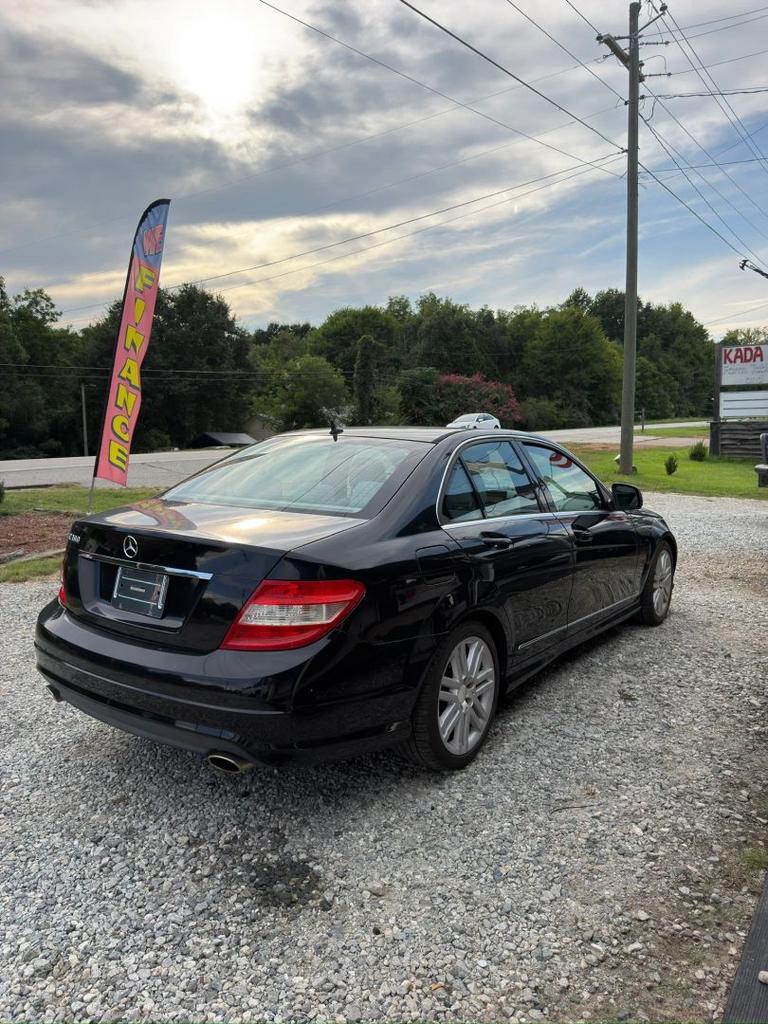 2009 Mercedes-Benz C-Class - $8,900