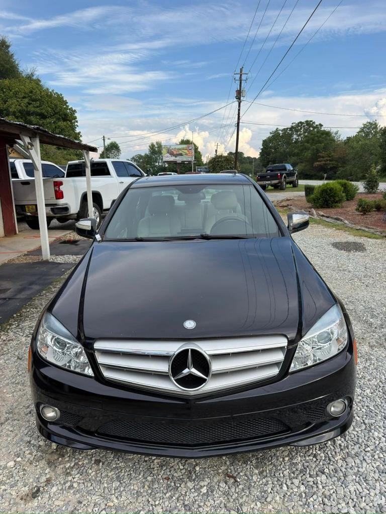 2009 Mercedes-Benz C-Class - $8,900