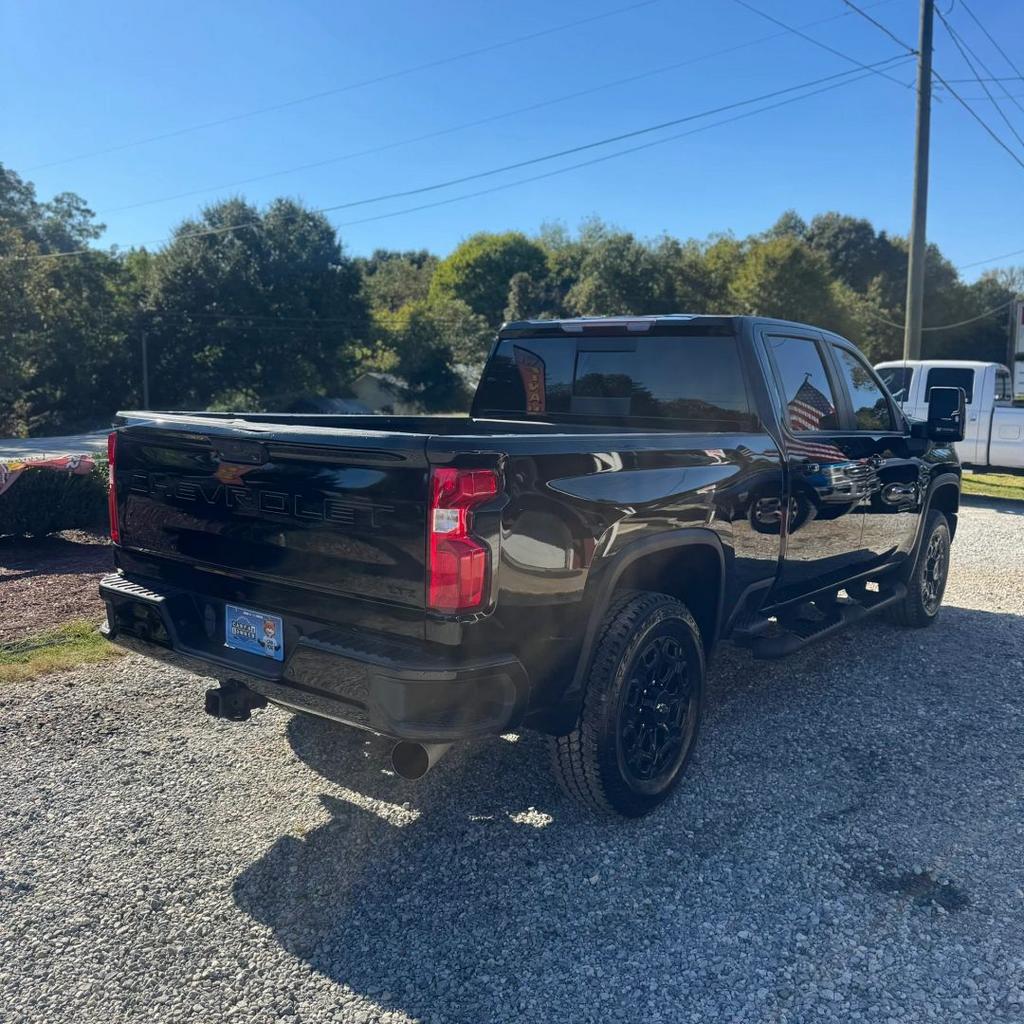 2022 Chevrolet Silverado Hd - $33,900
