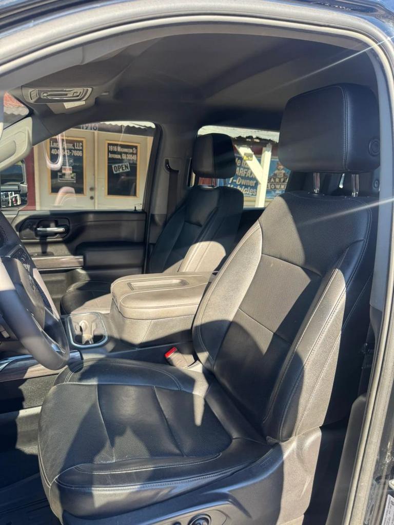 2022 Chevrolet Silverado Hd - $33,900
