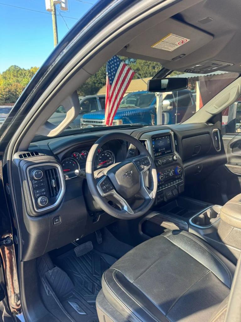 2022 Chevrolet Silverado Hd - $33,900
