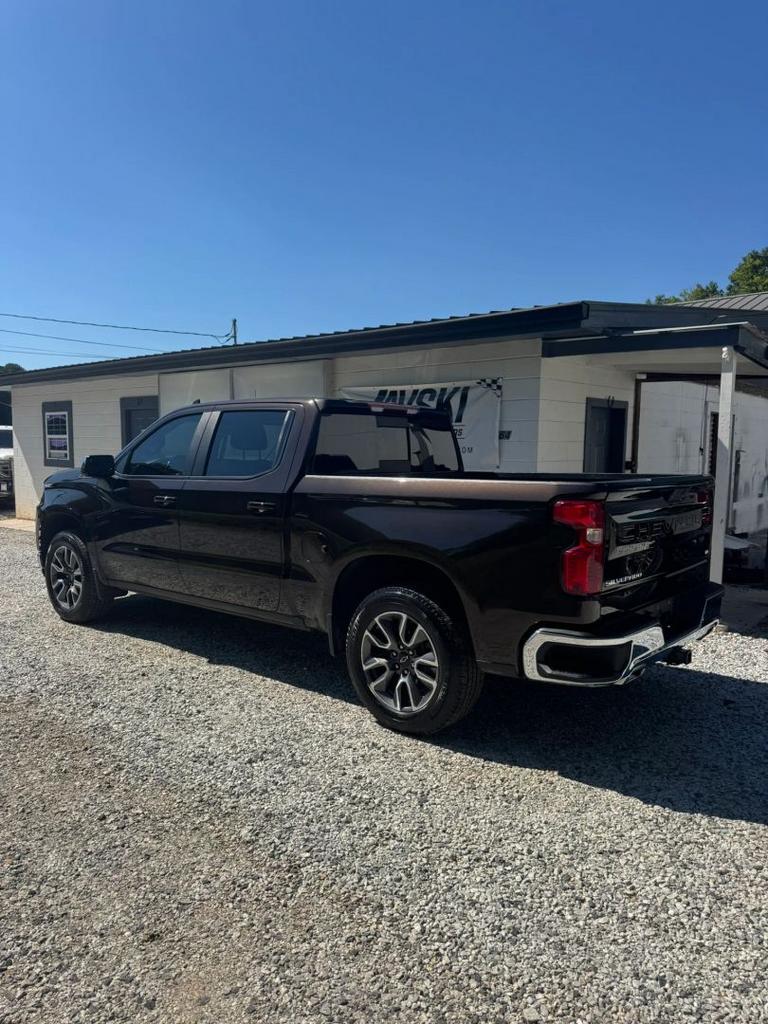 2020 Chevrolet Silverado 1500 Crew Cab - $18,900