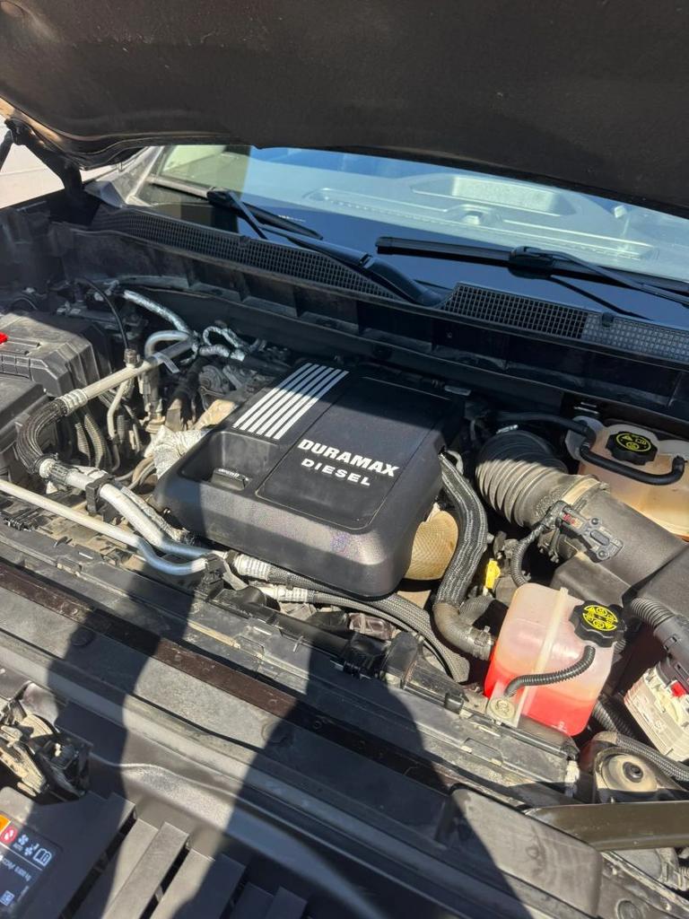 2020 Chevrolet Silverado 1500 Crew Cab - $18,900