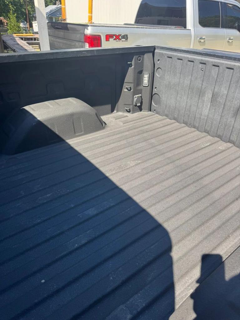 2020 Chevrolet Silverado 1500 Crew Cab - $18,900