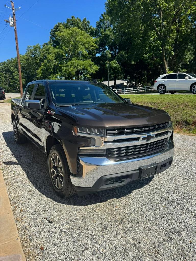2020 Chevrolet Silverado 1500 Crew Cab - $18,900