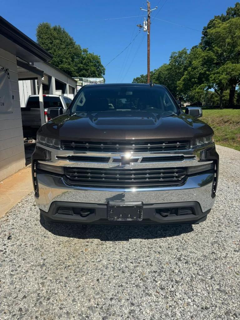 2020 Chevrolet Silverado 1500 Crew Cab - $18,900