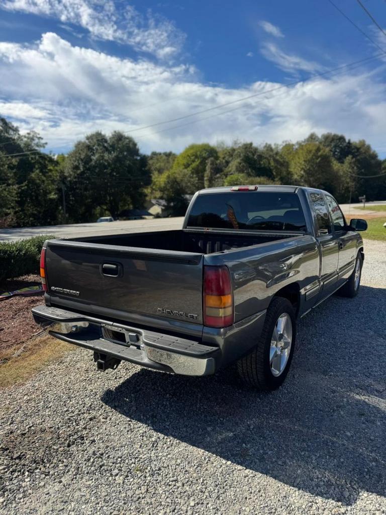 2001 Chevrolet Silverado - $9,900