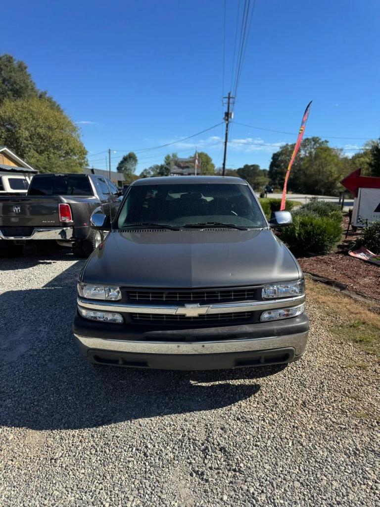 2001 Chevrolet Silverado - $9,900