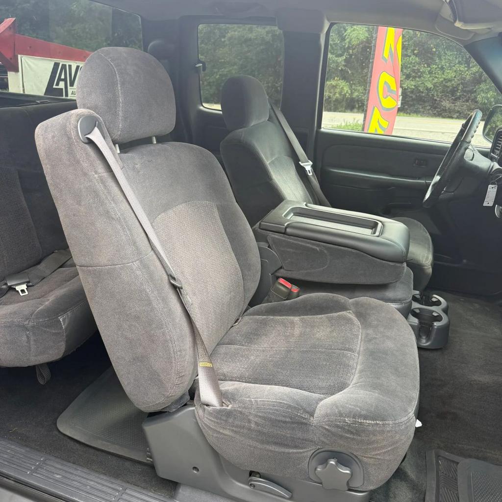 2001 Chevrolet Silverado - $9,900