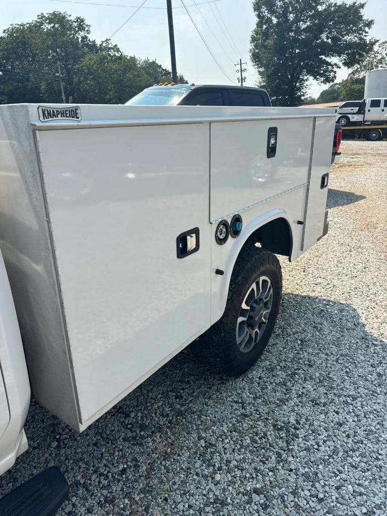 2022 GMC Sierra Hd - $38,900