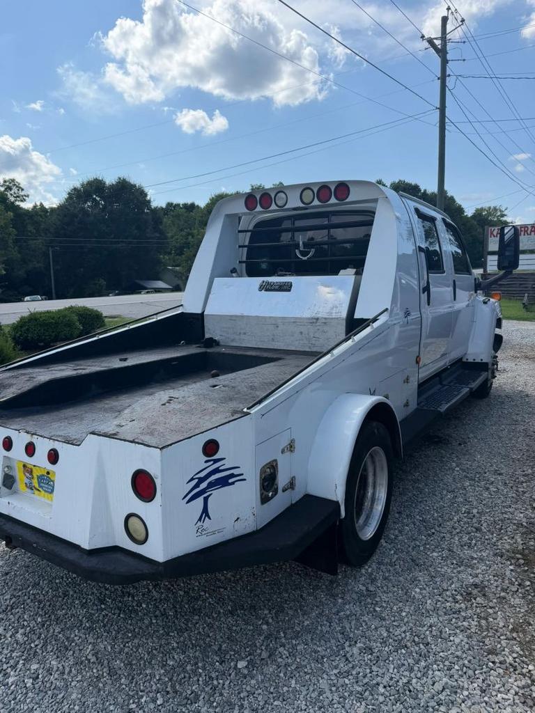 2004 GMC C4
