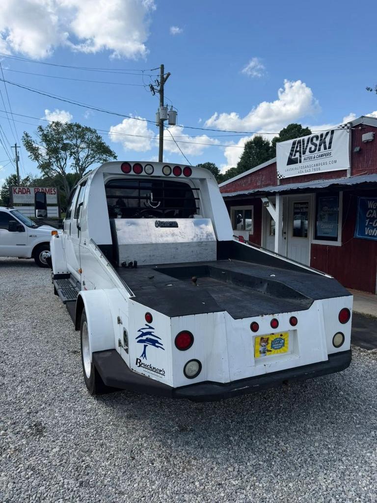 2004 GMC C4
