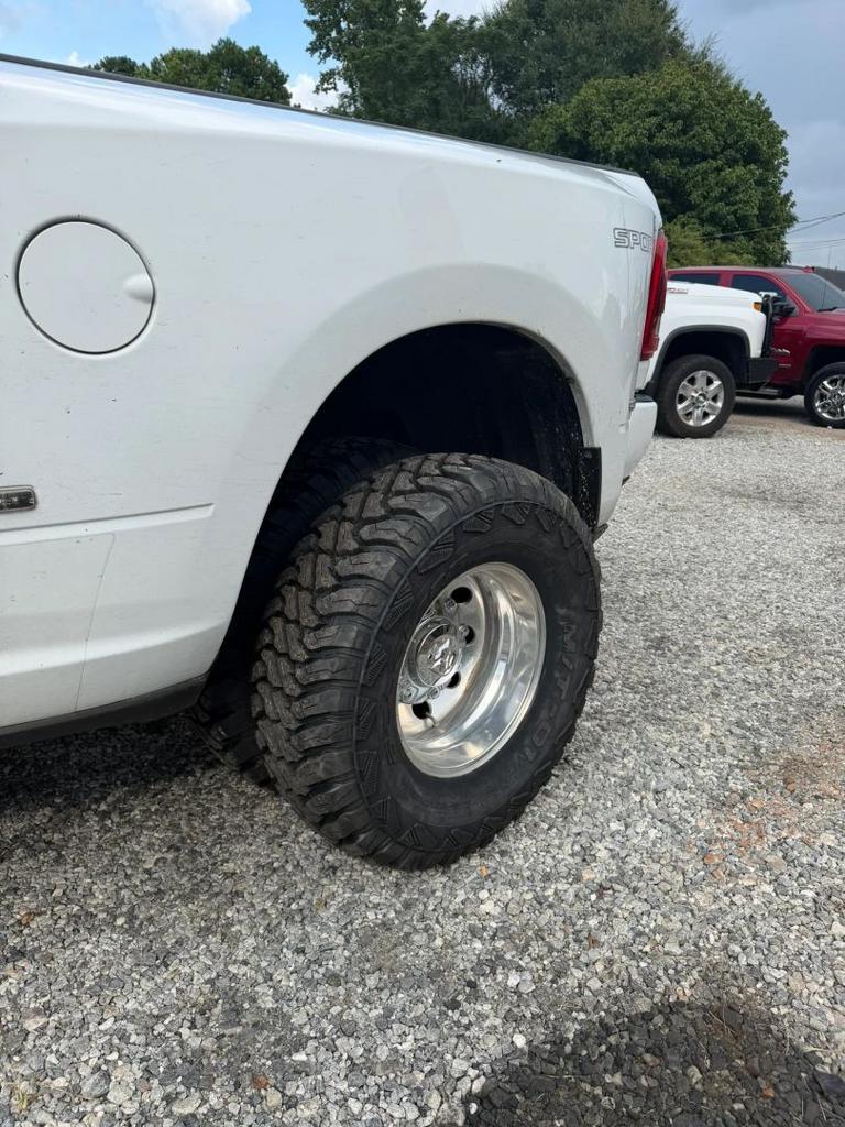 2023 Ram 3500 - $39,500