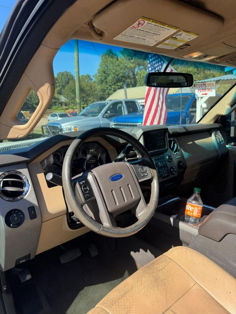 2015 Ford F-250 - $22,900