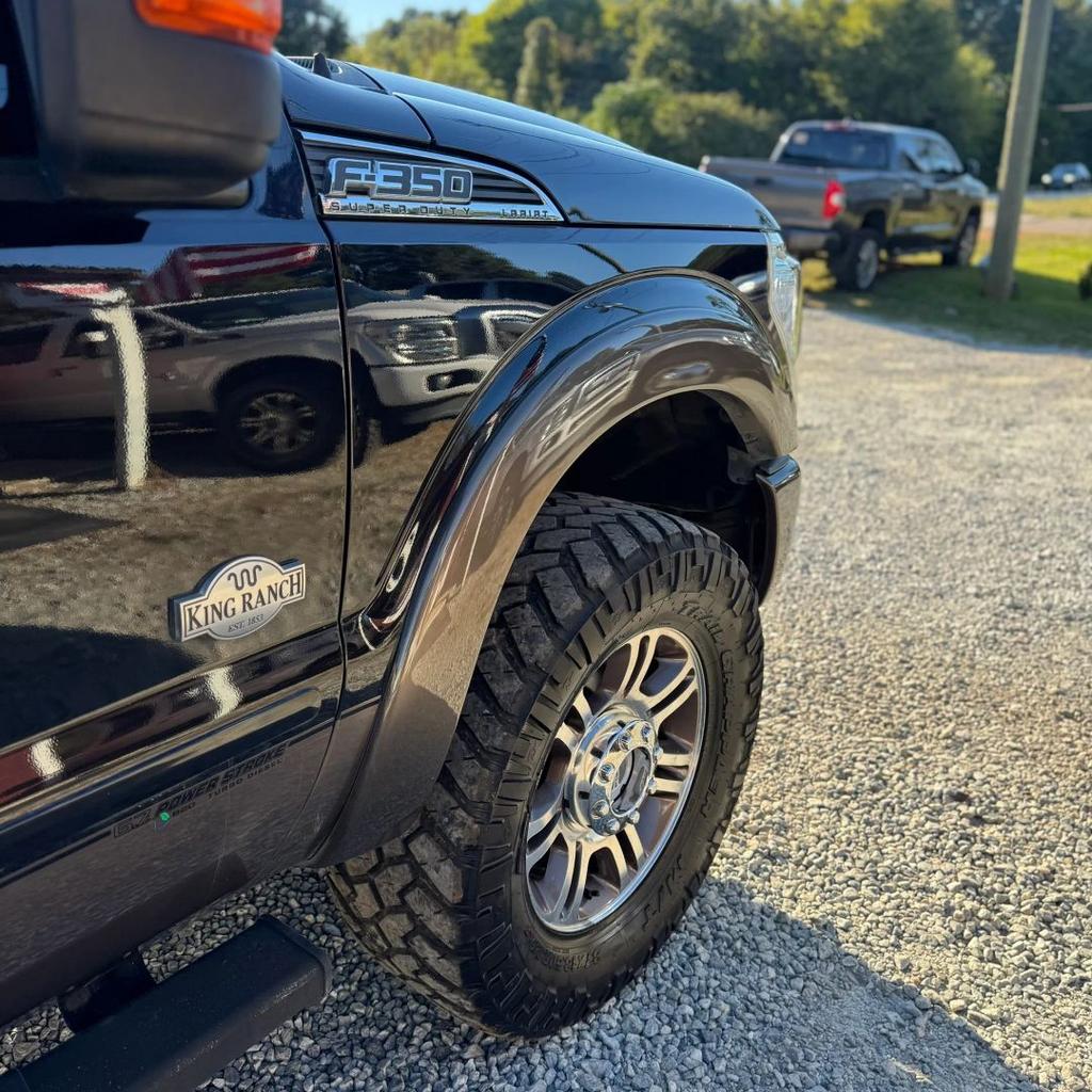 2015 Ford F-350 - $22,900