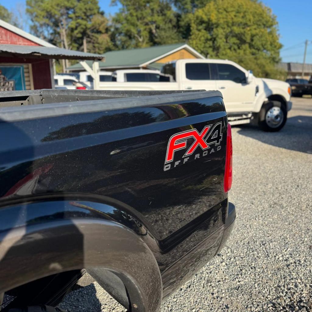 2015 Ford F-350 - $22,900