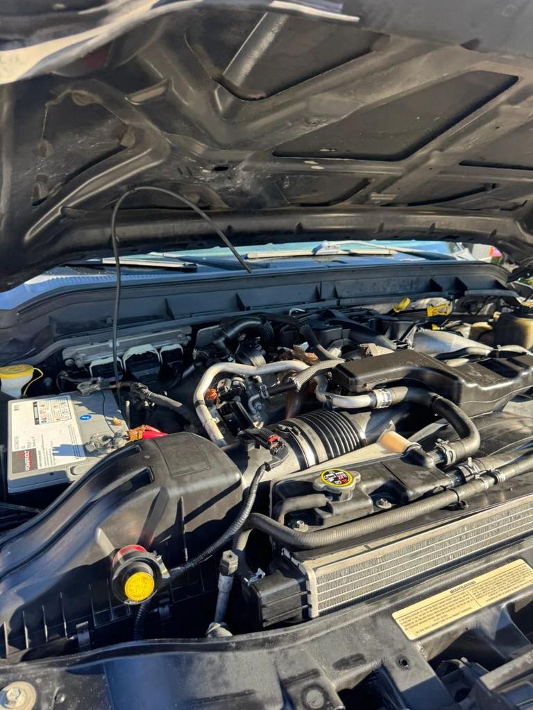 2015 Ford F-350 - $22,900