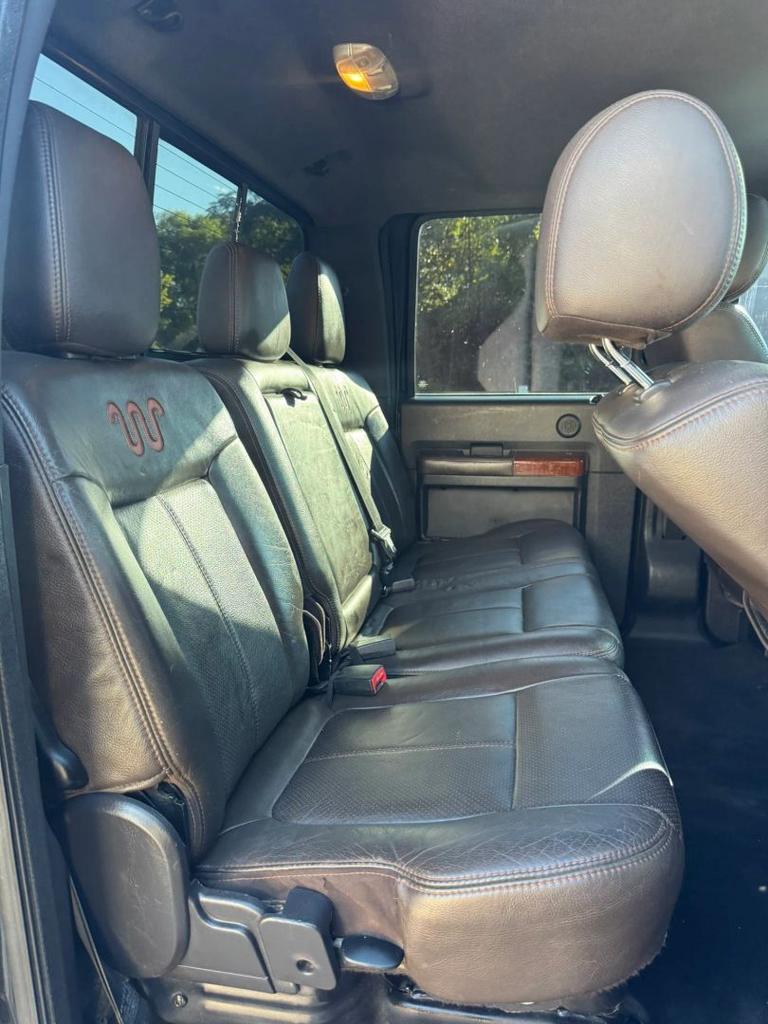 2015 Ford F-350 - $22,900