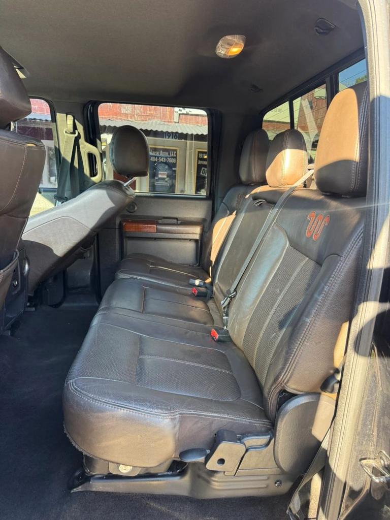 2015 Ford F-350 - $22,900