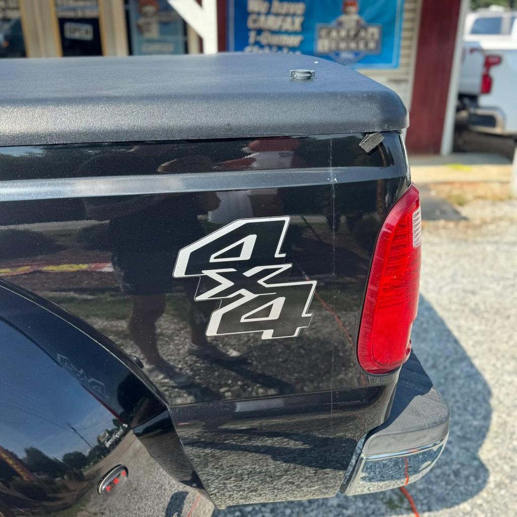 2015 Ford F-350 - $28,500