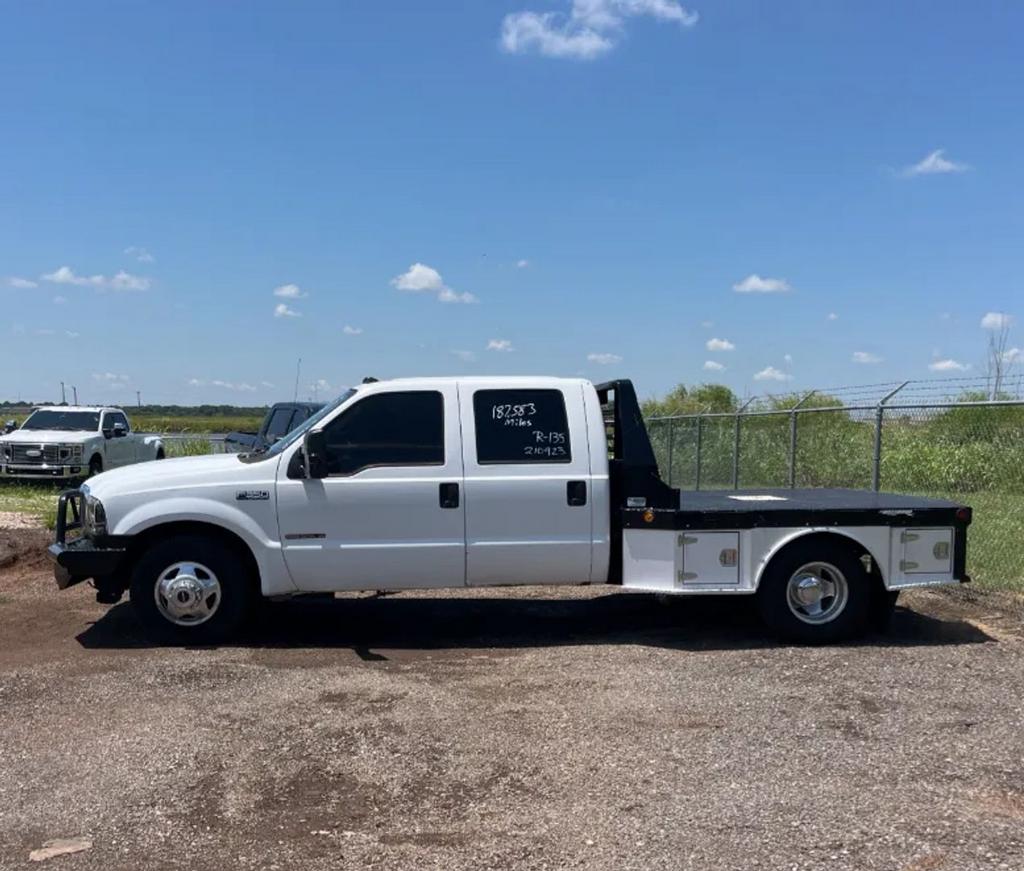 2001 Ford F350 - $15,900