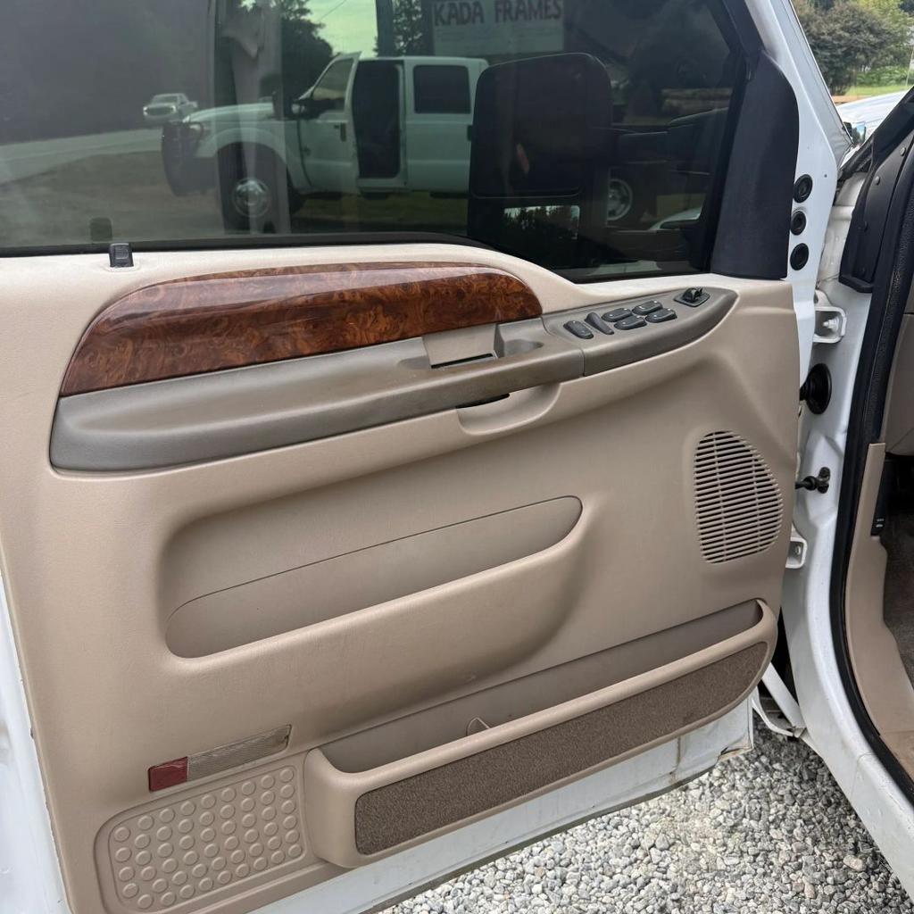 2001 Ford F-350 - $15,900