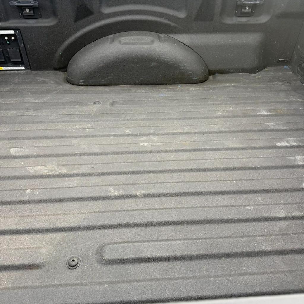 2023 Ford F-150 - $34,900