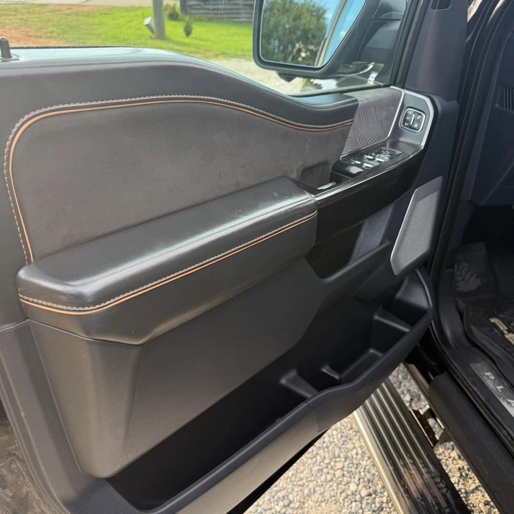 2023 Ford F-150 - $34,900