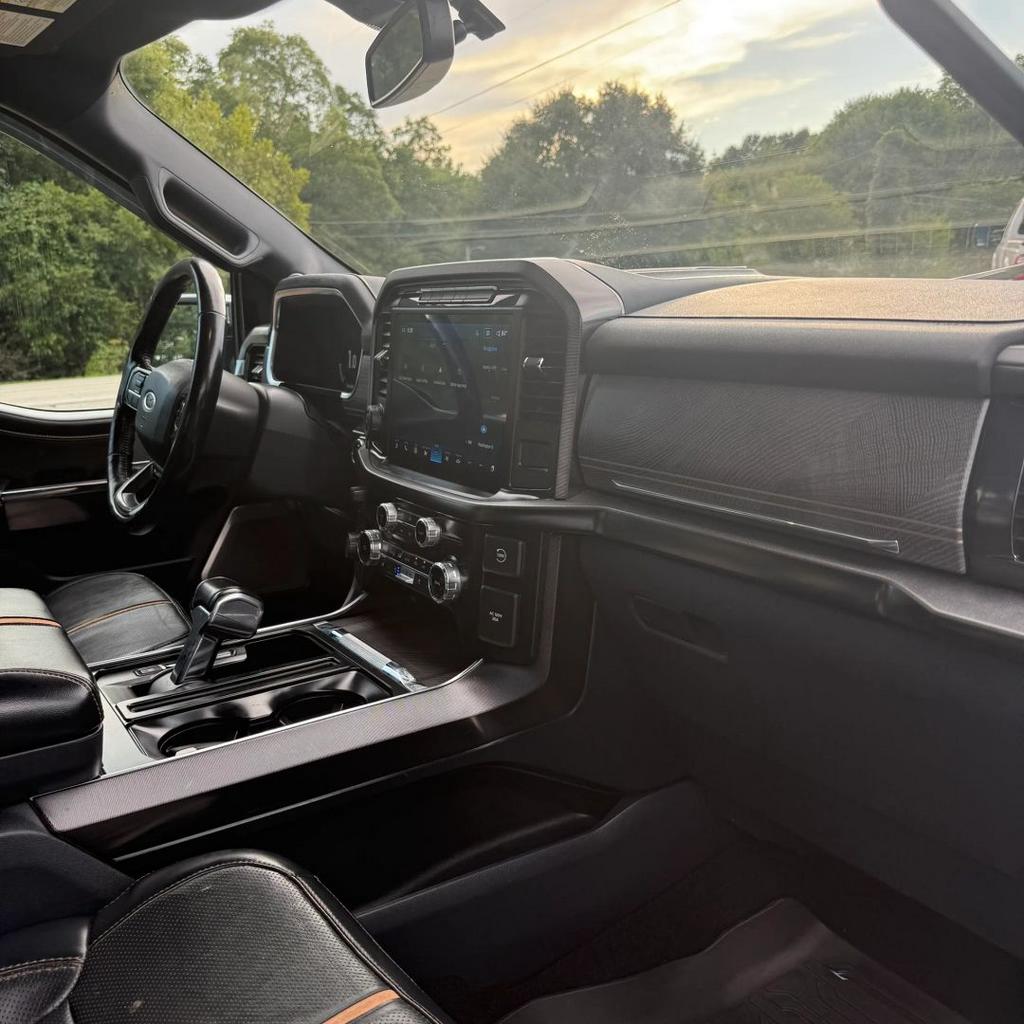 2023 Ford F-150 - $34,900