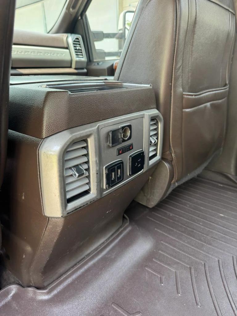 2018 Ford F-350 - $34,900