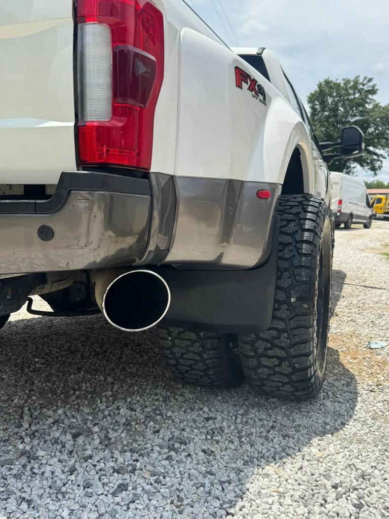 2018 Ford F-350 - $34,900