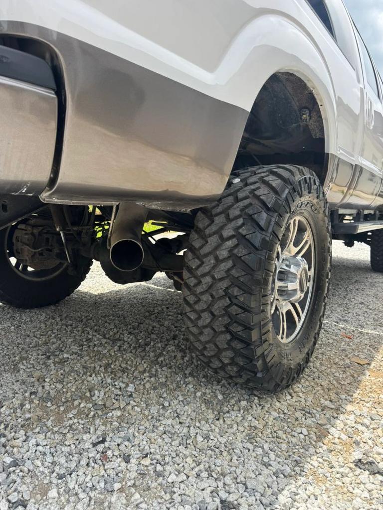 2014 Ford F-250 - $27,500