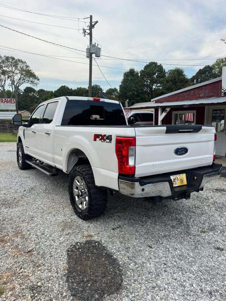 2017 Ford F-250 - $31,500