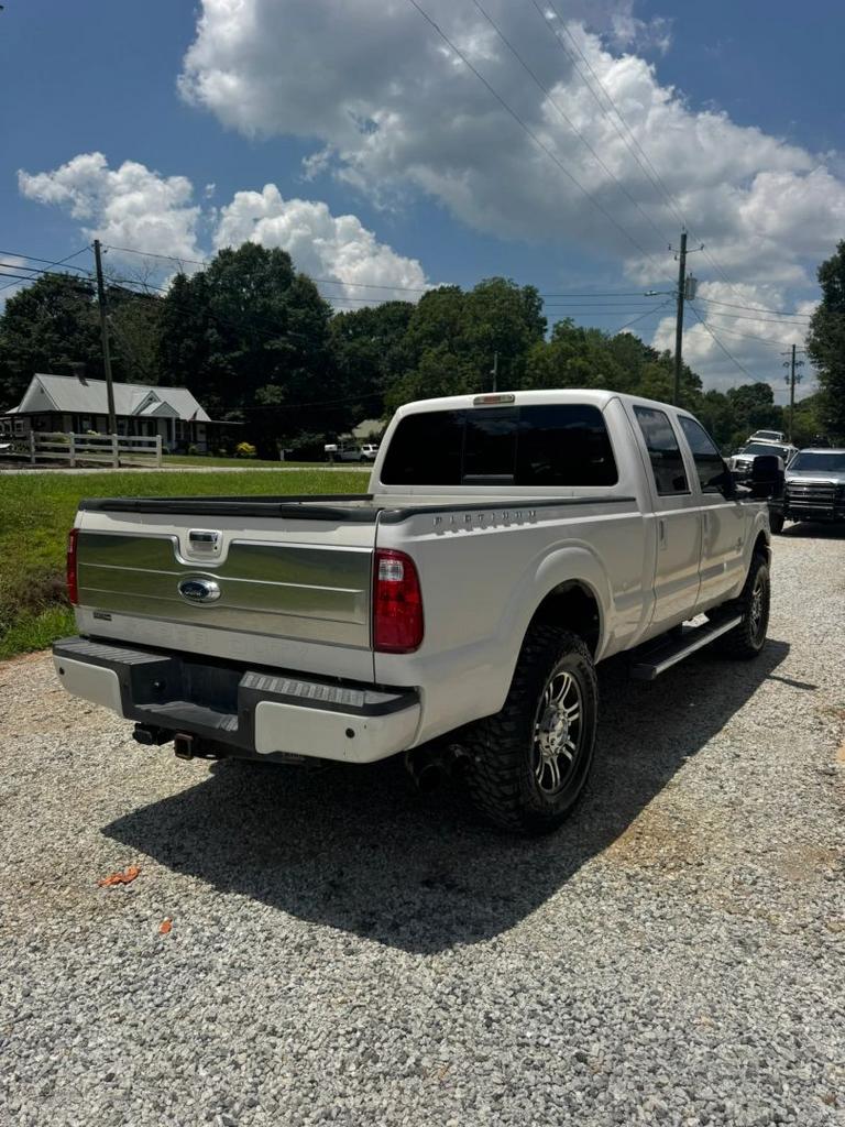 2015 Ford F-250 - $25,900