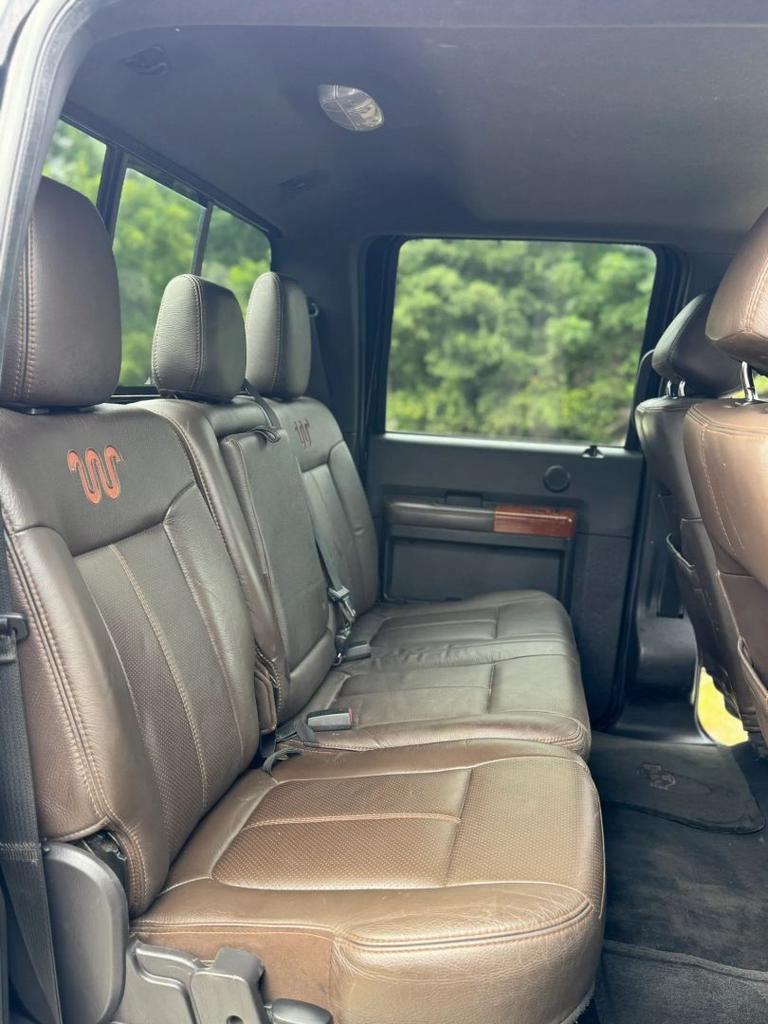 2016 Ford F-350 - $26,500