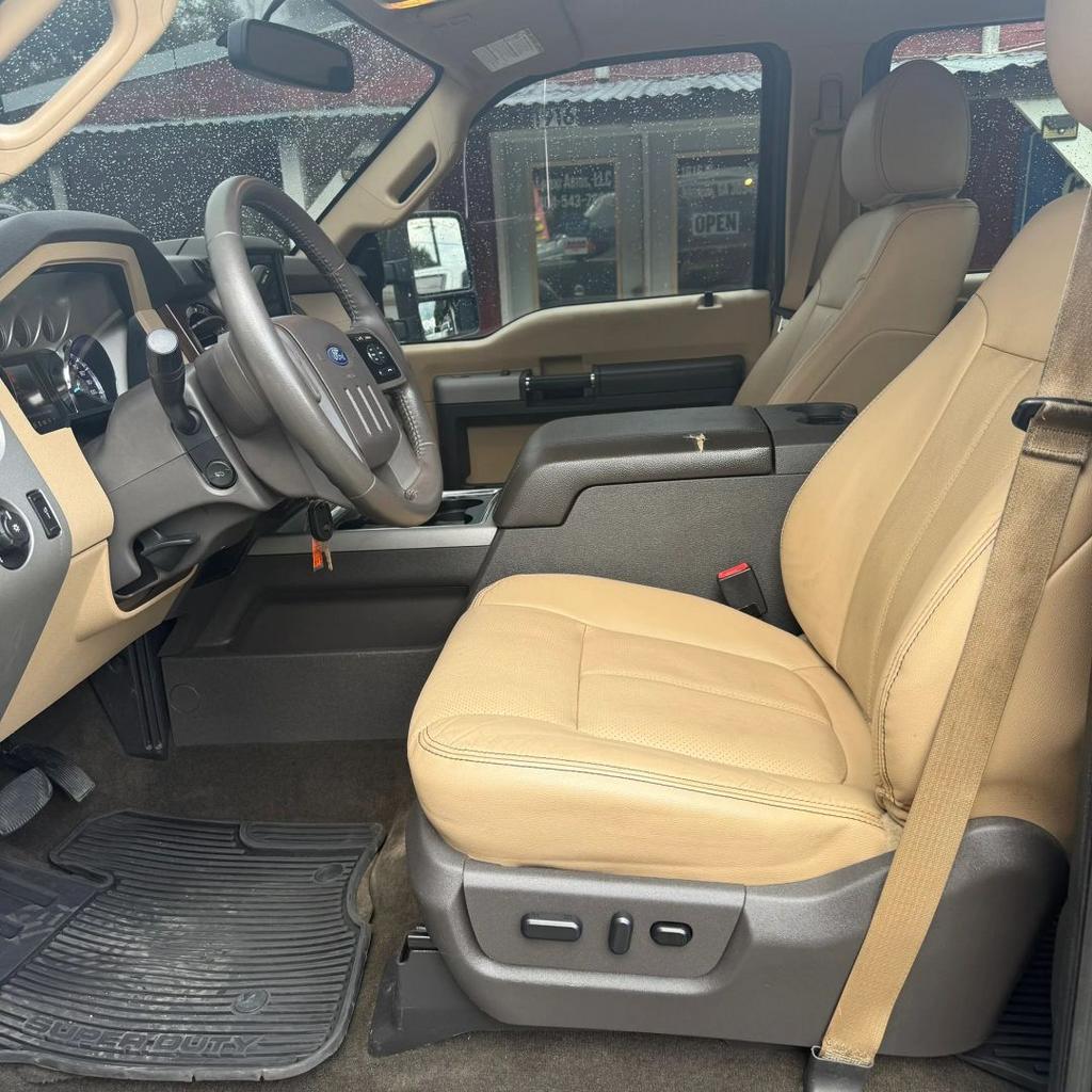 2015 Ford F-250 - $24,900