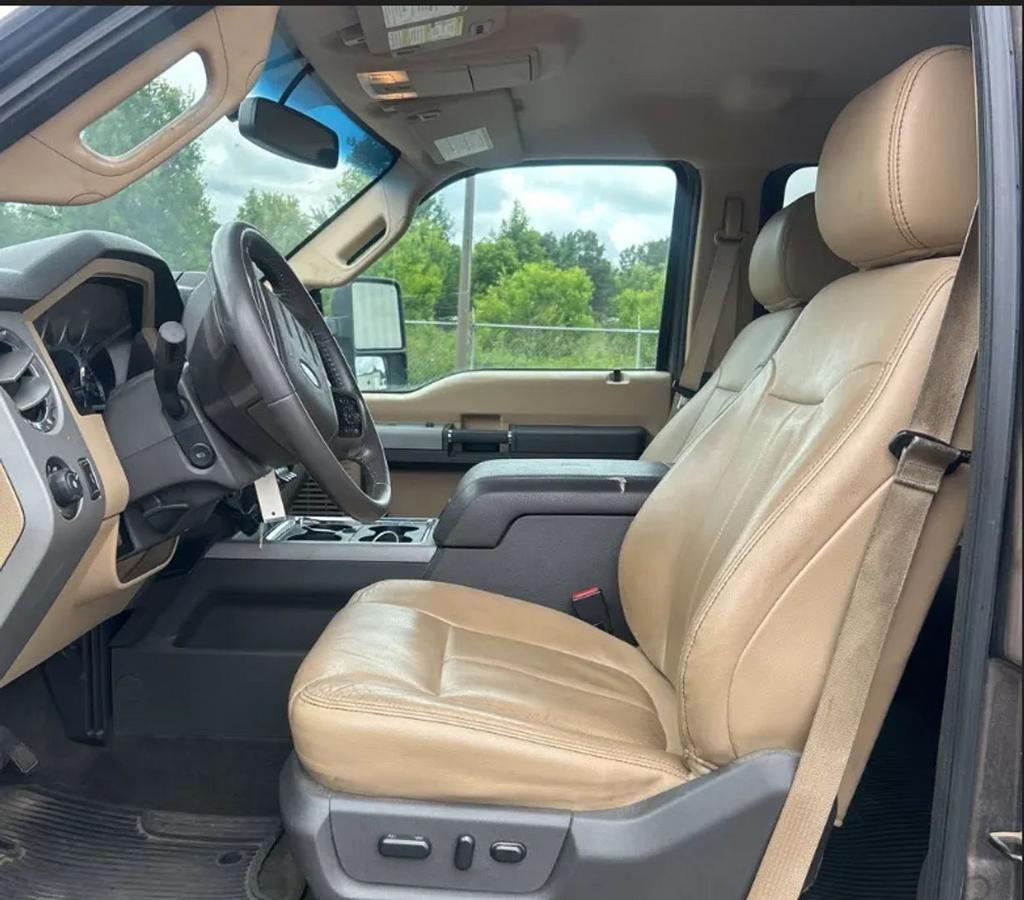 2015 Ford F-250 - $24,900