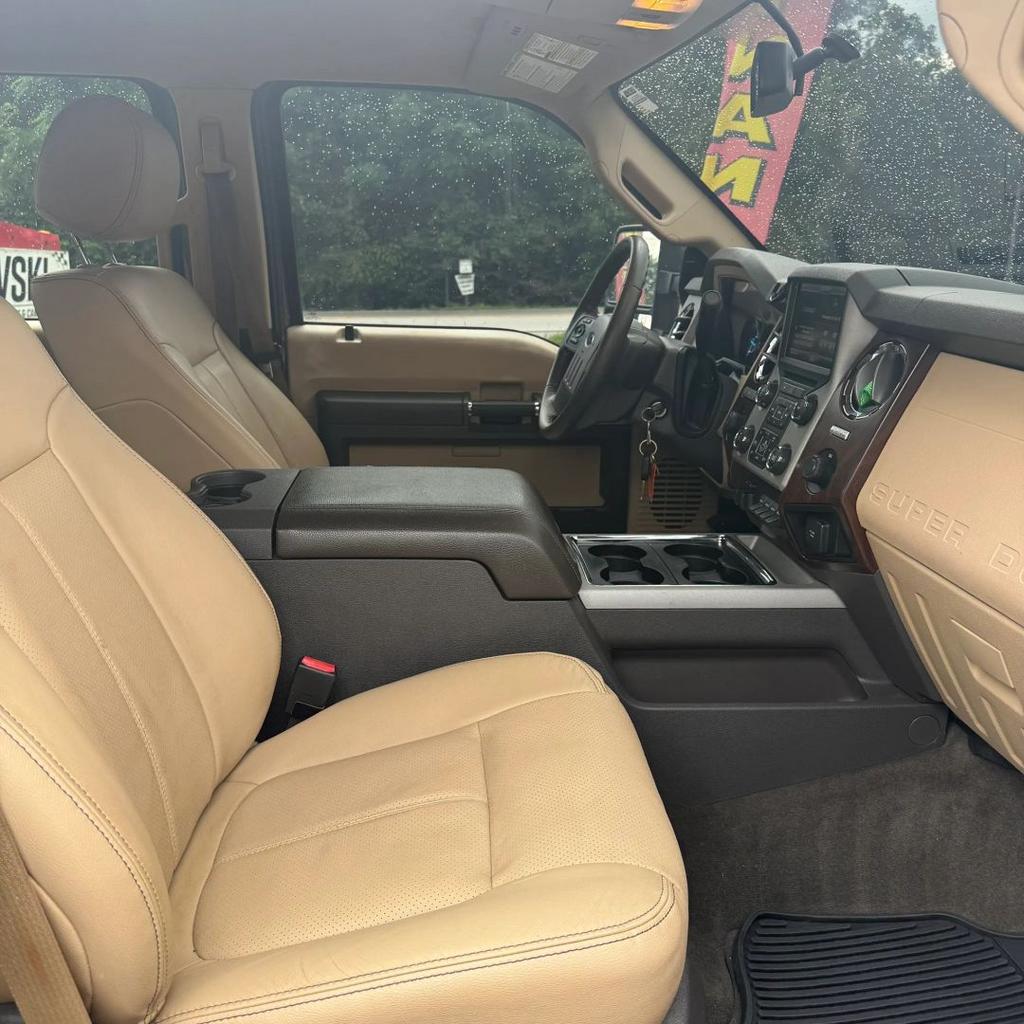 2015 Ford F-250 - $24,900