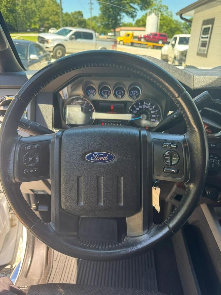 2015 Ford F-350 - $19,900