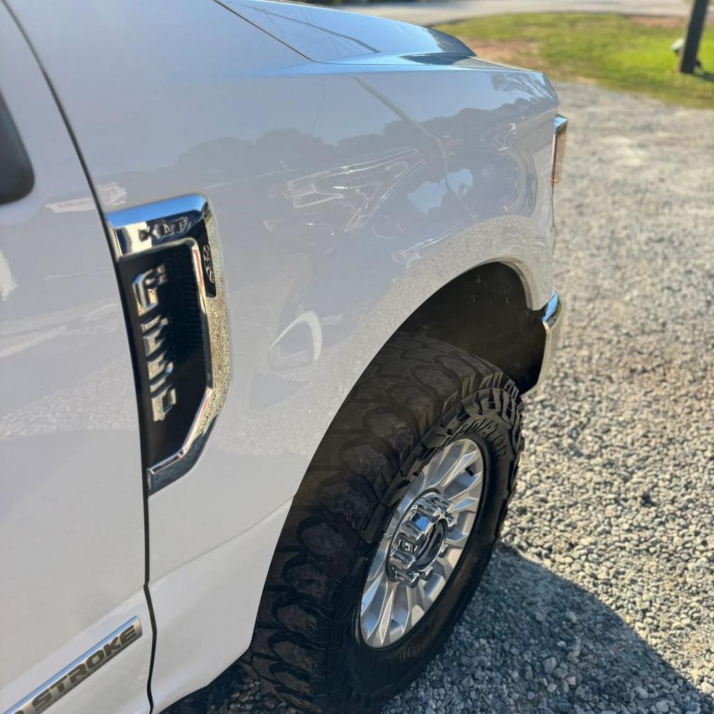 2022 Ford F-250 - $18,900