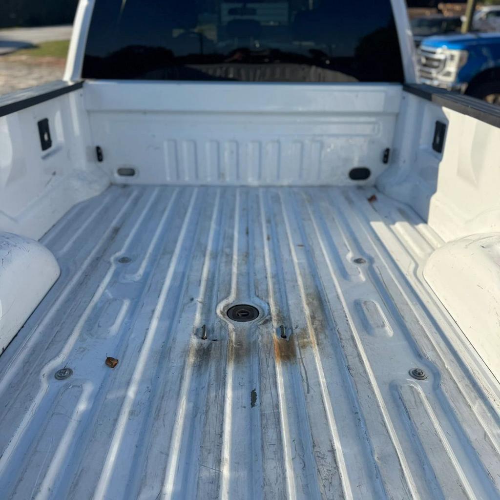 2022 Ford F-250 - $18,900
