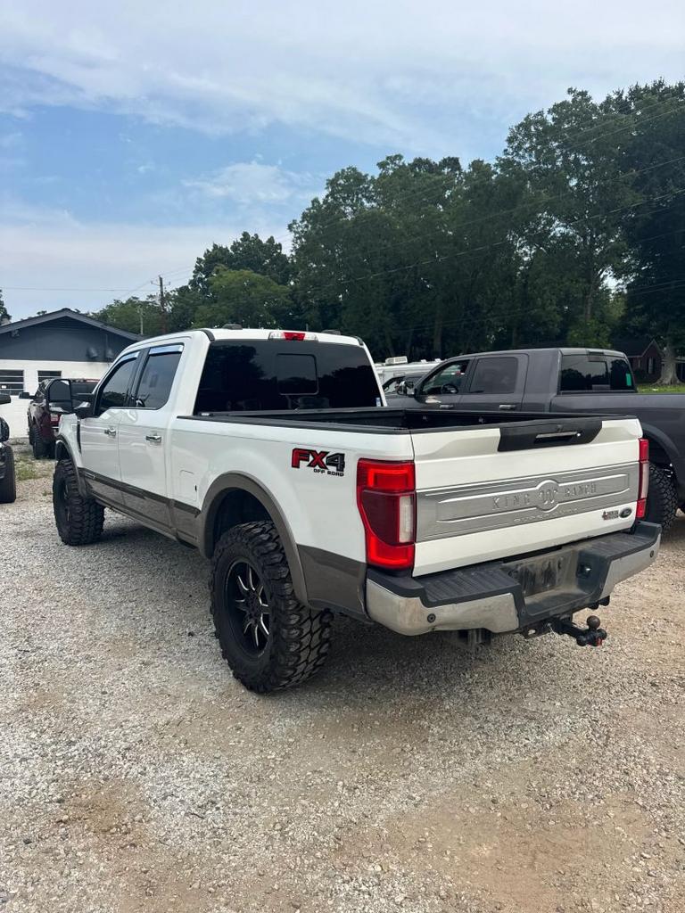 2021 Ford F-250 - $35,900